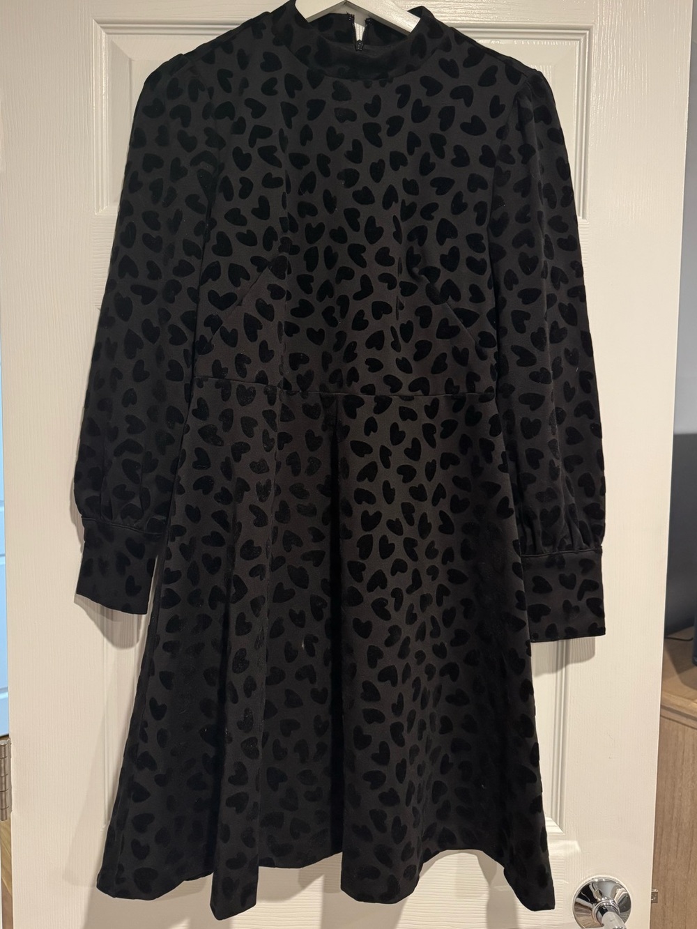 Ann Taylor Black Heart-Print Long Sleeve Dress with Mock Neck